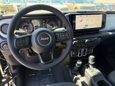 New 2026 Jeep Gladiator Sport AWD/4WD image 12