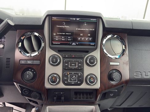 Used 2015 Ford F350 Lariat w/ Lariat Ultimate Package AWD/4WD image 16