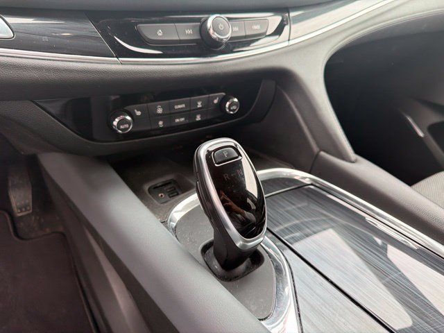 Used 2020 Buick Enclave Preferred FWD image 23