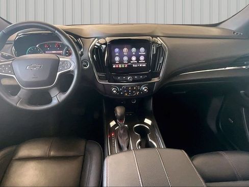 Used 2023 Chevrolet Traverse RS AWD/4WD image 6