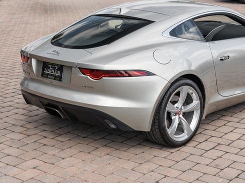 Used 2020 Jaguar F-TYPE Coupe image 33