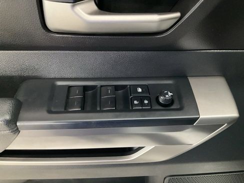 Used 2022 Toyota Tundra SR5 w/ SR5 Premium Package image 6