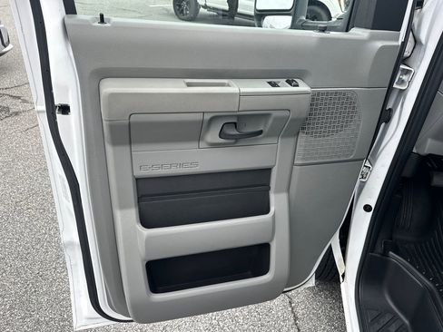 Used 2023 Ford E-350 and Econoline 350 Super Duty w/ Driver's Safety Package image 10