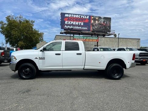 Used 2018 RAM 3500 Tradesman w/ Chrome Appearance Group AWD/4WD image 5