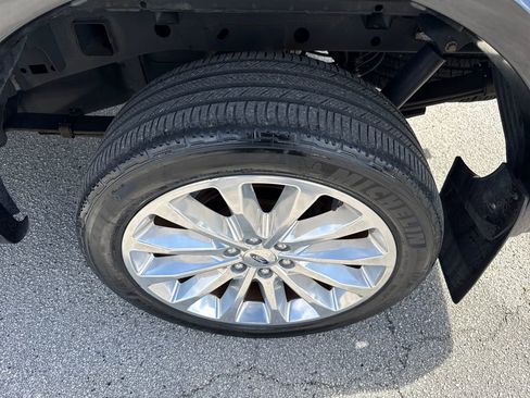 Used 2018 Ford F150 Limited w/ Trailer Tow Package image 13