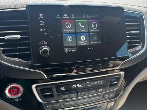 Used 2022 Honda Pilot Touring image 8