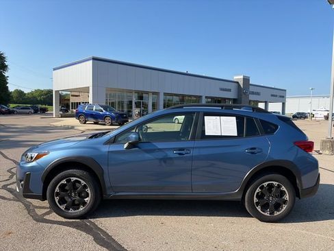 Used 2023 Subaru Crosstrek 2.0i Premium AWD/4WD image 4
