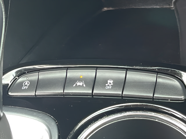 Used 2022 Buick Encore GX Select FWD image 30