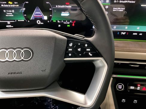 Certified 2025 Audi Q5 Premium w/ Convenience Package AWD/4WD image 20