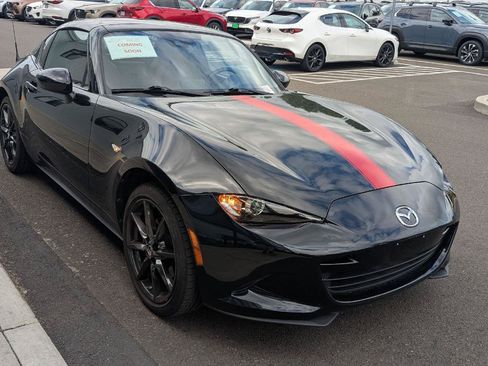 Used 2020 MAZDA MX-5 Miata RF Grand Touring RWD image 8