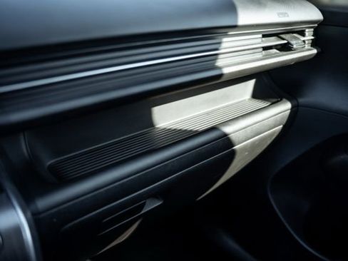 Used 2024 Hyundai Kona SEL image 23