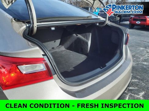 Used 2022 Chevrolet Malibu LS image 14