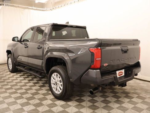 Used 2025 Toyota Tacoma SR5 AWD/4WD image 3