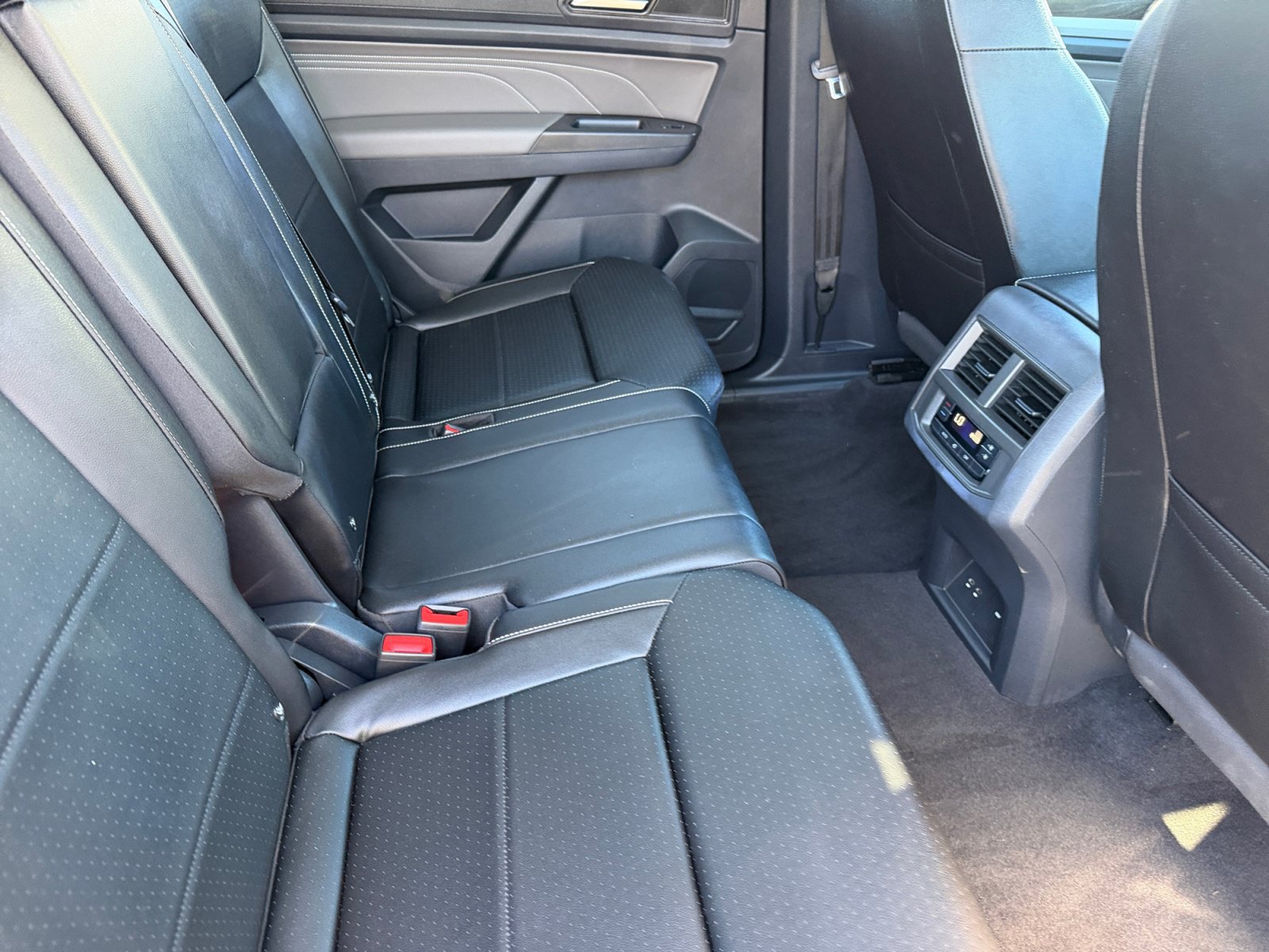 Used 2022 Volkswagen Atlas SE AWD/4WD image 13
