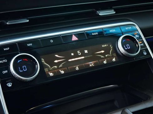 Used 2024 Genesis GV80 3.5T image 72