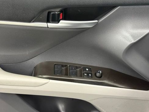 Used 2024 Toyota Camry LE w/ Convenience Package FWD image 10