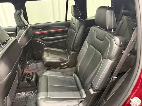 Used 2023 Jeep Grand Cherokee L Overland w/ Luxury Tech Group IV image 23