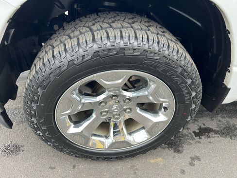 Used 2022 RAM 1500 Big Horn image 6