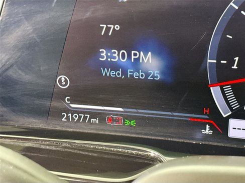 Used 2024 Cadillac Escalade V w/ LPO, ONYX Package image 17