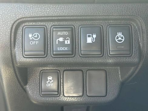 Used 2013 Nissan Leaf SV w/ LED & Quick Charge Pkg image 30