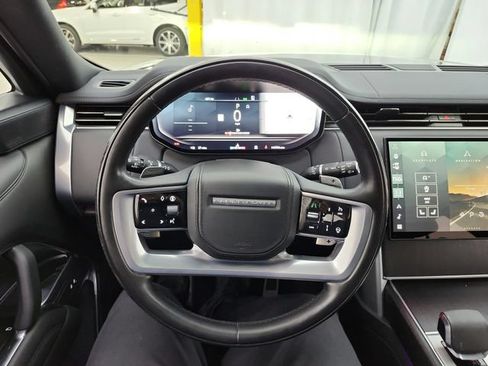 Used 2024 Land Rover Range Rover SE AWD/4WD image 19