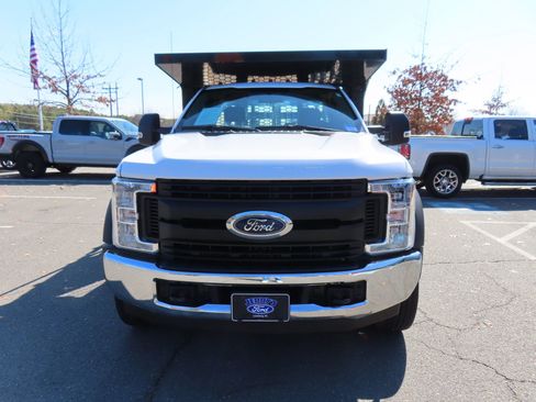 Used 2019 Ford F550 2WD Regular Cab Super Duty image 3