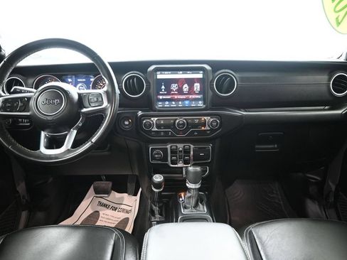 Used 2020 Jeep Gladiator Overland AWD/4WD image 32