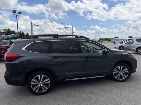 Used 2022 Subaru Ascent Limited AWD/4WD image 6