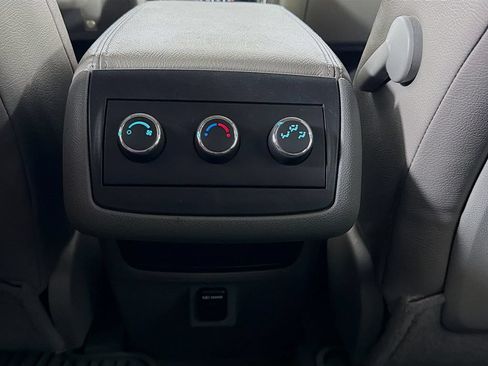 Used 2014 Buick Enclave Convenience FWD image 24