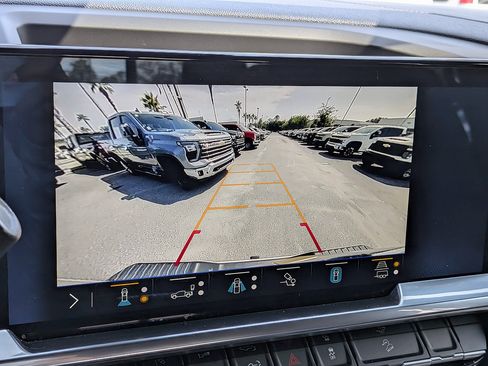 Certified 2025 Chevrolet Silverado 2500 High Country w/ High Country Premium Package AWD/4WD image 20