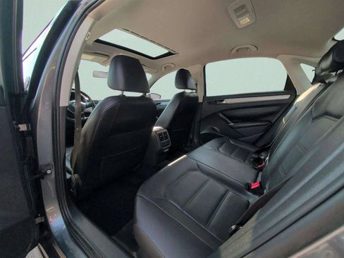 Used 2019 Volkswagen Passat 2.0T Wolfsburg w/ Wheels & Sunroof Package FWD image 36