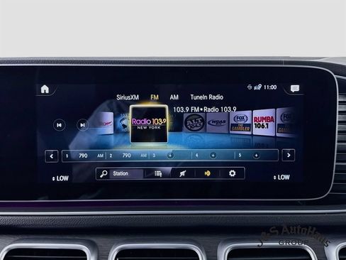 Used 2023 Mercedes-Benz GLS 450 4MATIC w/ AMG Line Exterior image 17
