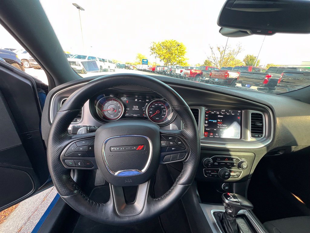 Used 2020 Dodge Charger Scat Pack RWD image 40