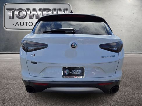 Used 2024 Alfa Romeo Stelvio Ti image 5
