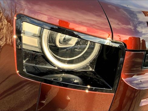 New 2026 Land Rover Defender 130 X-Dynamic SE image 13