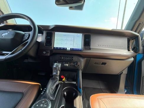 Certified 2022 Ford Bronco Outer Banks AWD/4WD image 19