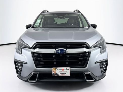 Used 2025 Subaru Ascent Touring w/ Popular Package #2 AWD/4WD image 9