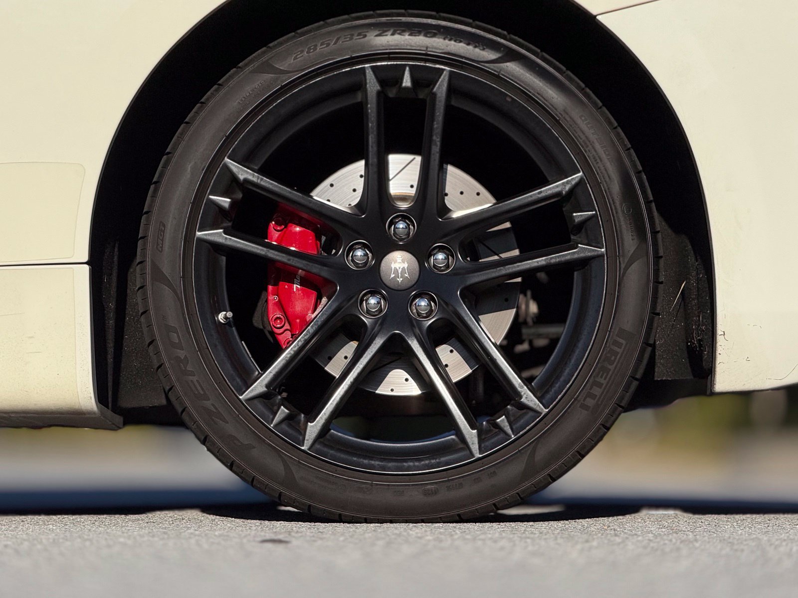 Used 2018 Maserati GranTurismo Sport RWD image 19
