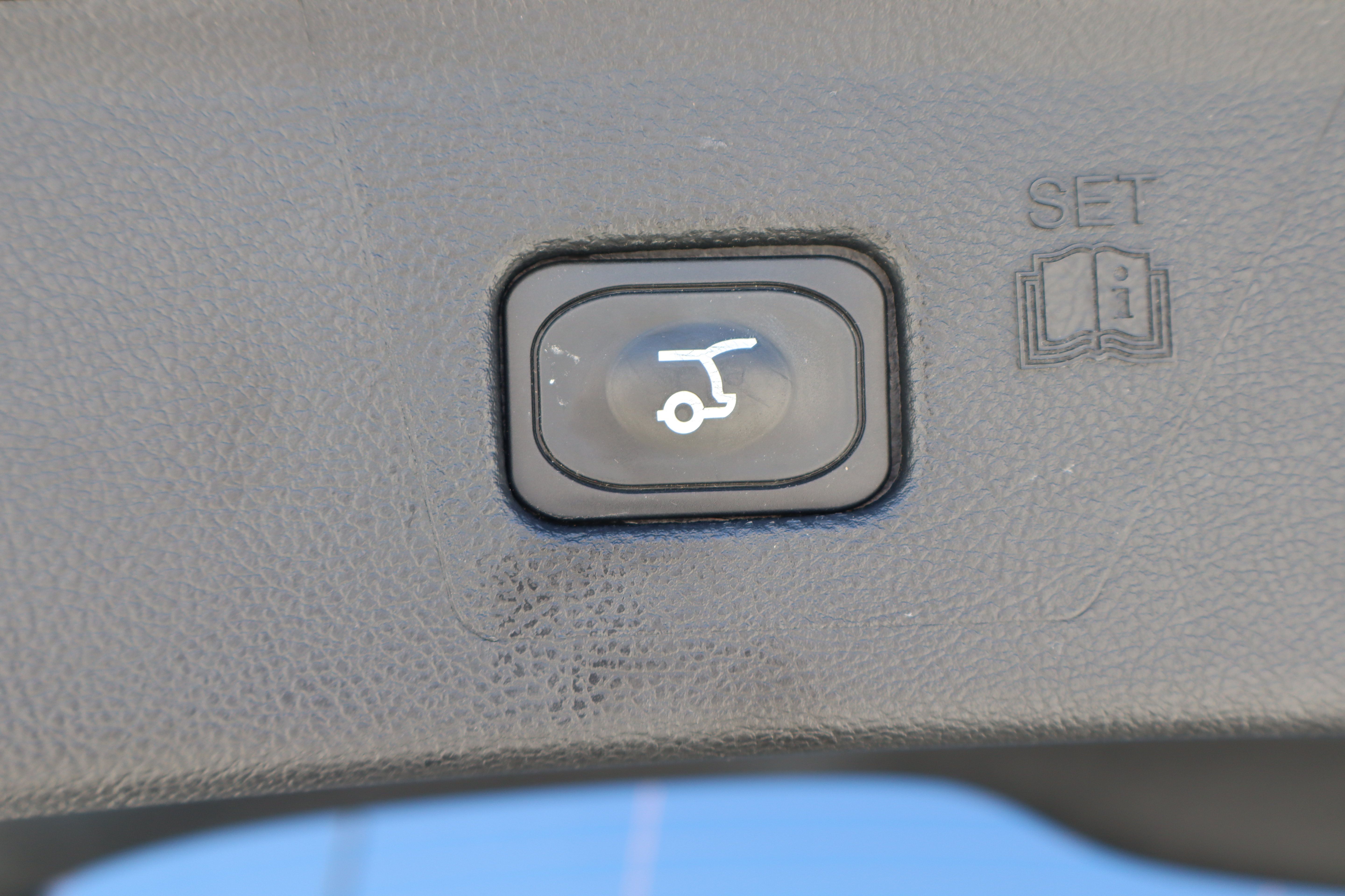 Used 2024 Ford Edge SEL w/ Convenience Package AWD/4WD image 27