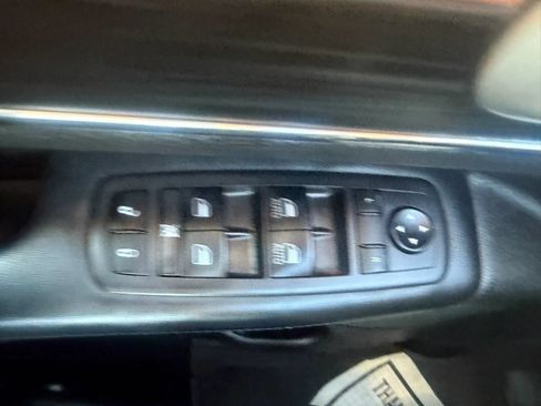 Used 2021 Jeep Grand Cherokee Limited AWD/4WD image 22