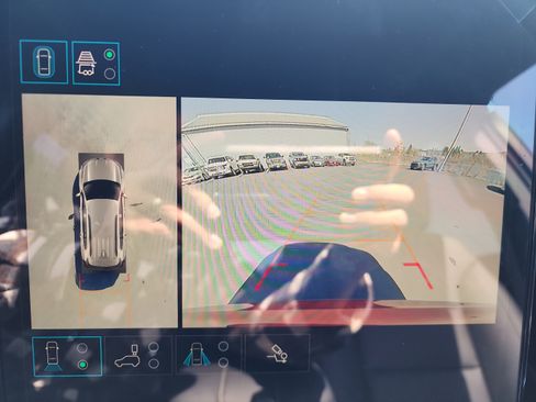 New 2025 GMC Acadia Elevation w/ Elevation Premium Package image 18