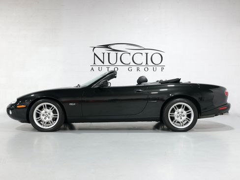 Used 2001 Jaguar XK8 Convertible RWD image 2