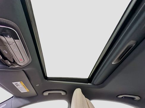 Certified 2024 Mercedes-Benz C 300 4MATIC Sedan image 27