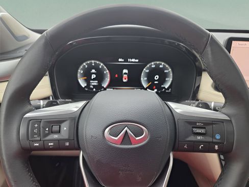 Used 2025 INFINITI QX60 Luxe w/ Vision Package image 24