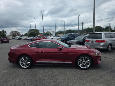 Used 2019 Ford Mustang Premium w/ Equipment Group 201A RWD image 3