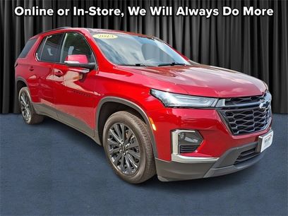 Used 2023 Chevrolet Traverse RS