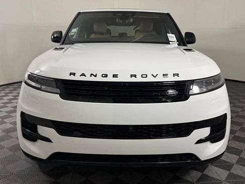 Used 2026 Land Rover Range Rover Sport SE AWD/4WD image 11