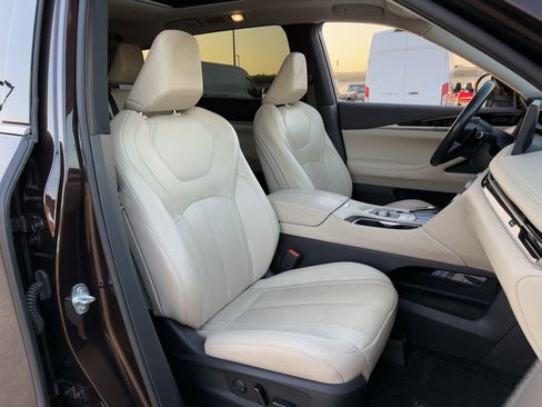 Used 2022 INFINITI QX60 Pure image 30