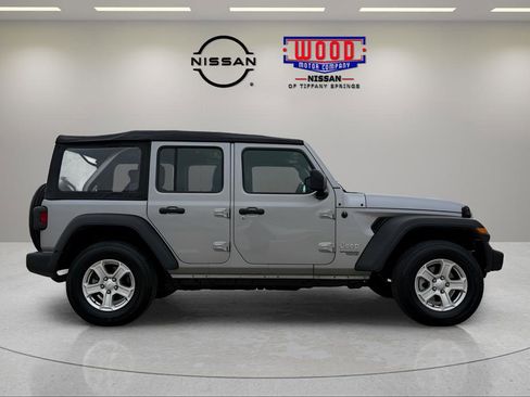 Used 2021 Jeep Wrangler Unlimited Sport image 2