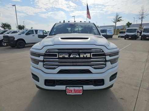New 2025 RAM 2500 Laramie image 9